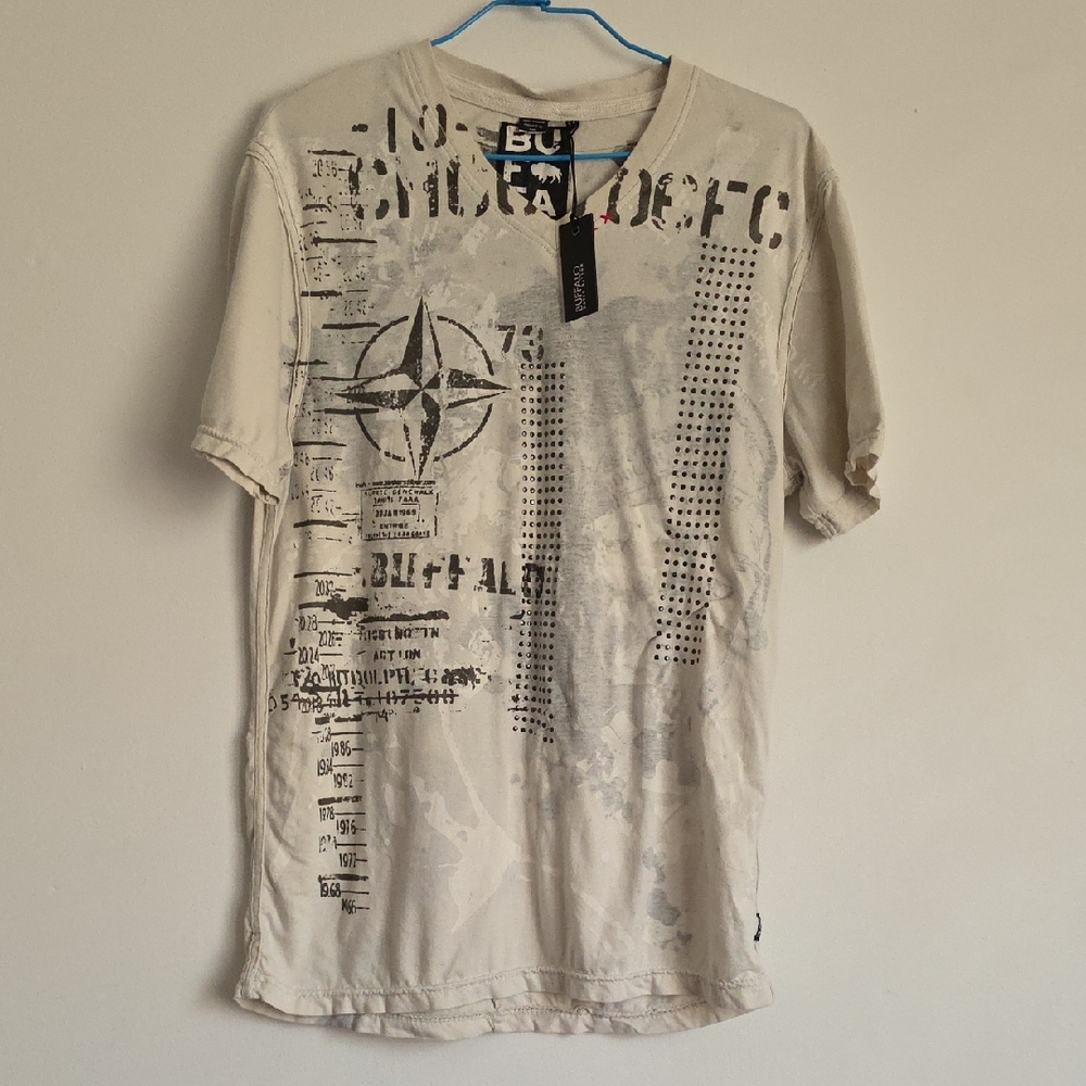 NWT Buffalo David Bitton White Short-Sleeve Graphic Tee (S)